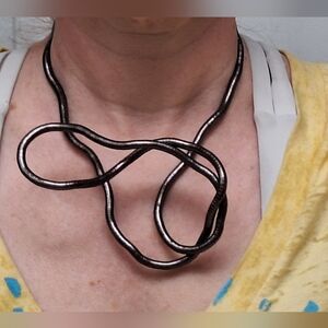 Snake Twist | Gun Metal Necklace